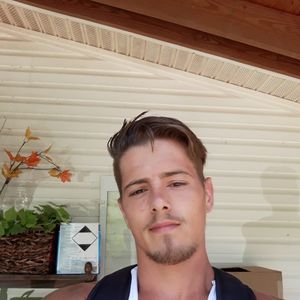 Meet your Posher, Hunter